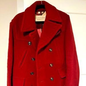 L Burberry Peacoat Excellent condition. burgundy color